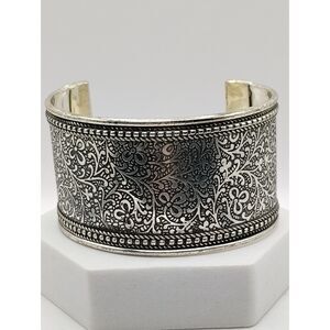 Indian Bollywood Starry Fashion Handcrafted Etched Filigree Style Cuff Bracelet